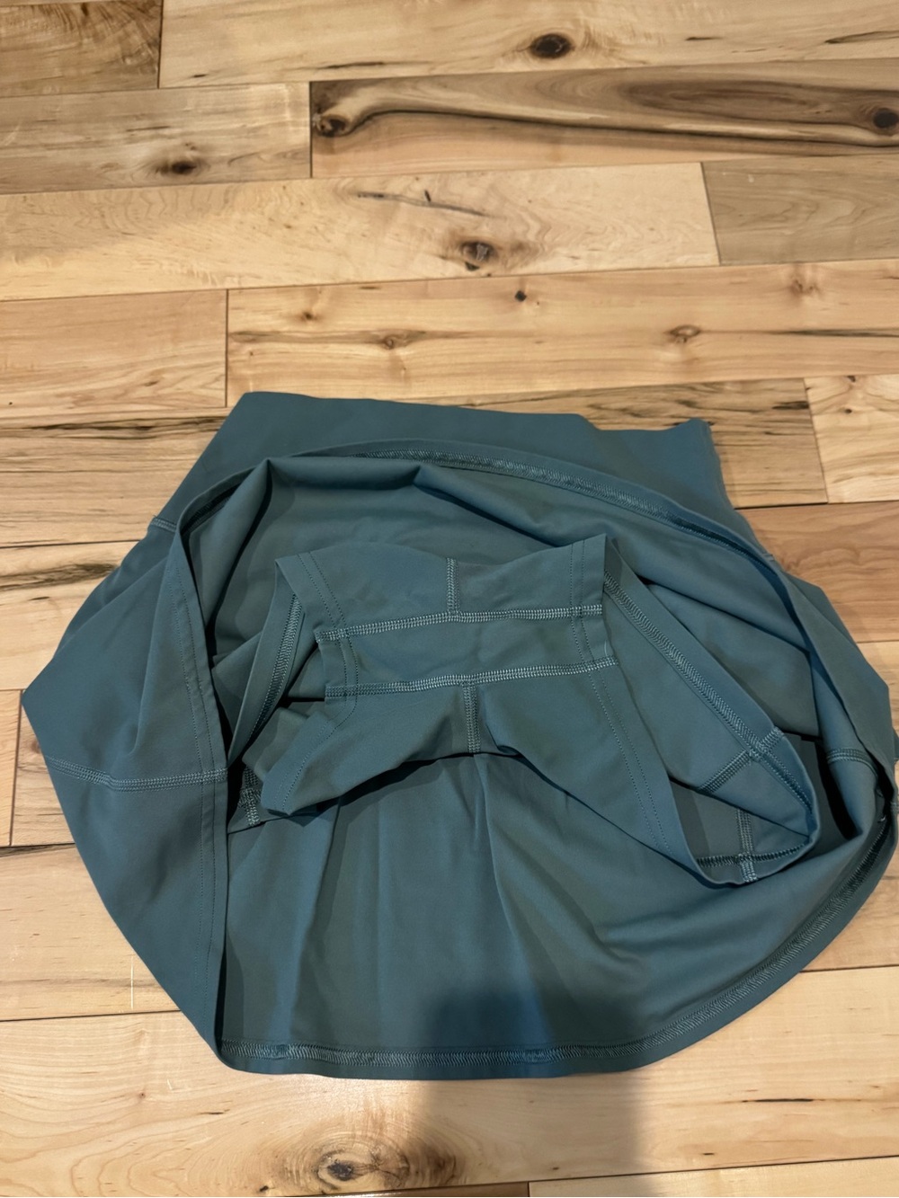 Lululemon Align High Rise Skirt in Grey Eucalyptus Size 6 - Picture 7 of 9